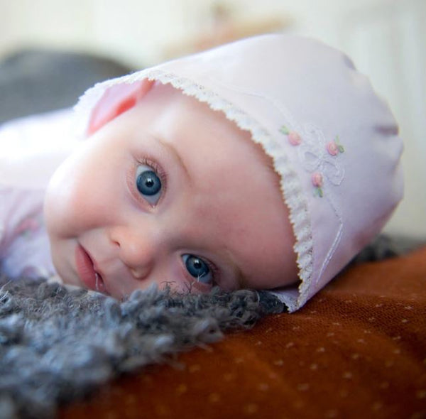 Vintage Bow and Lace Bonnet